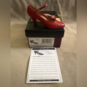 Just The Right Shoe - All That Jazz